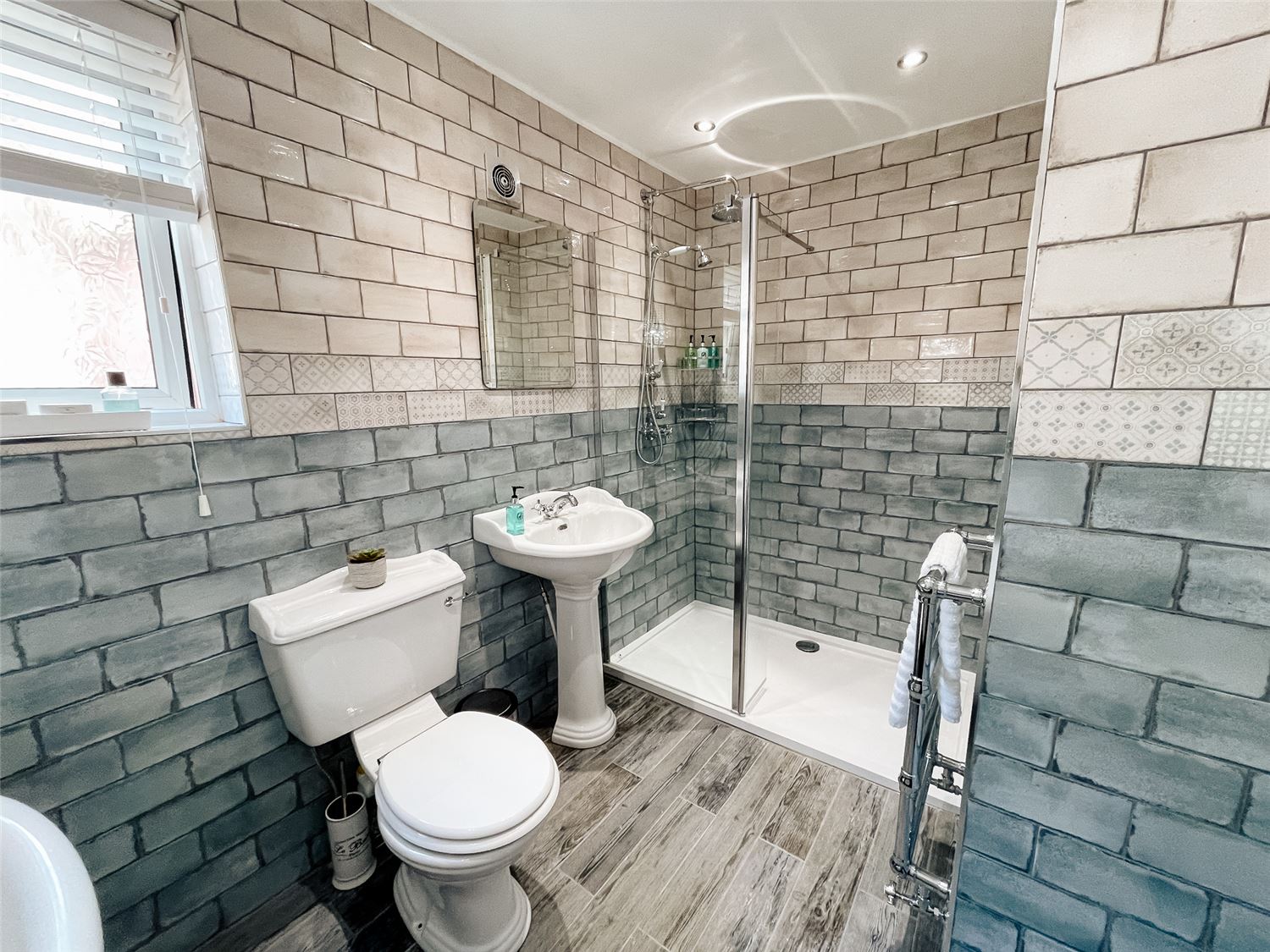 family bathroom rothesay accommodation