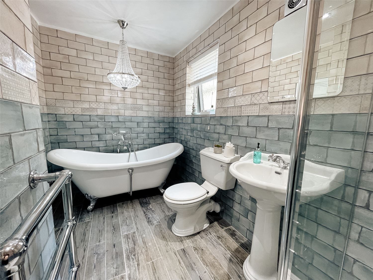 family bathroom rothesay accommodation